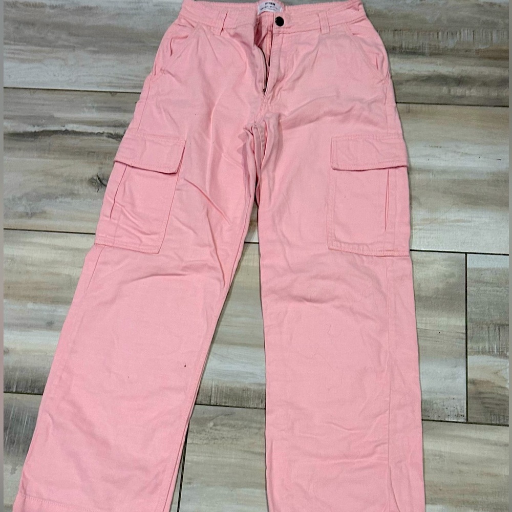 Cotton On pink cargo pants!